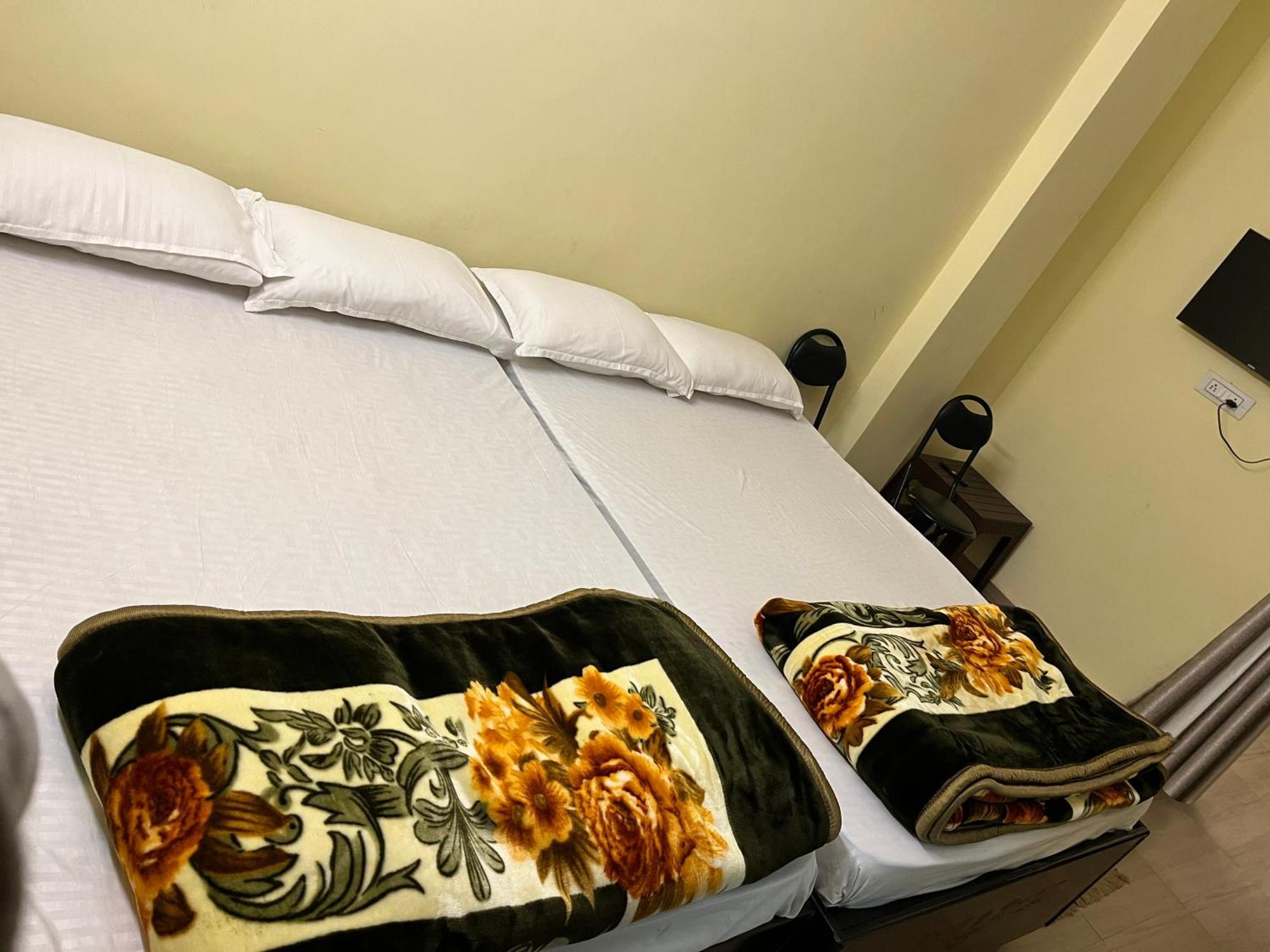 Incredible Banaras Inn Βαρανάσι Εξωτερικό φωτογραφία